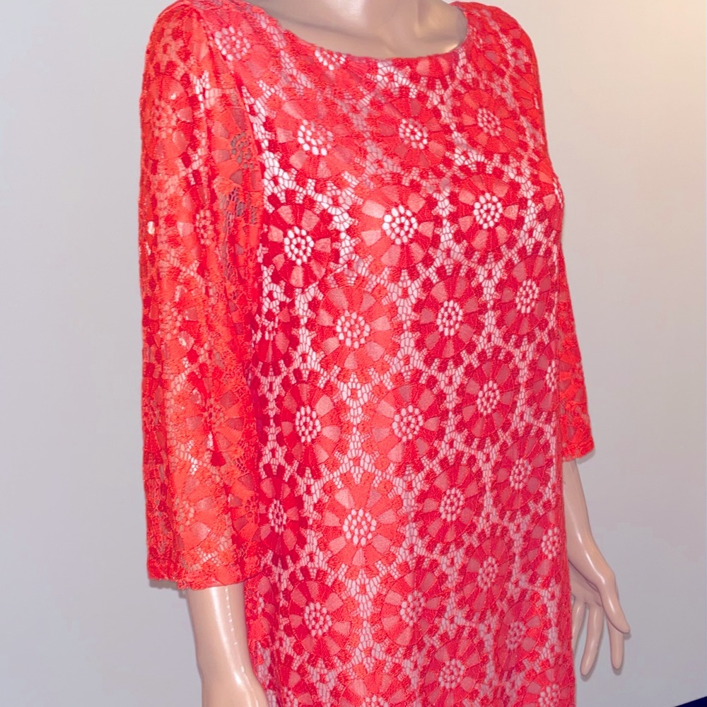 Jessica Howard’s orange lace dress size14